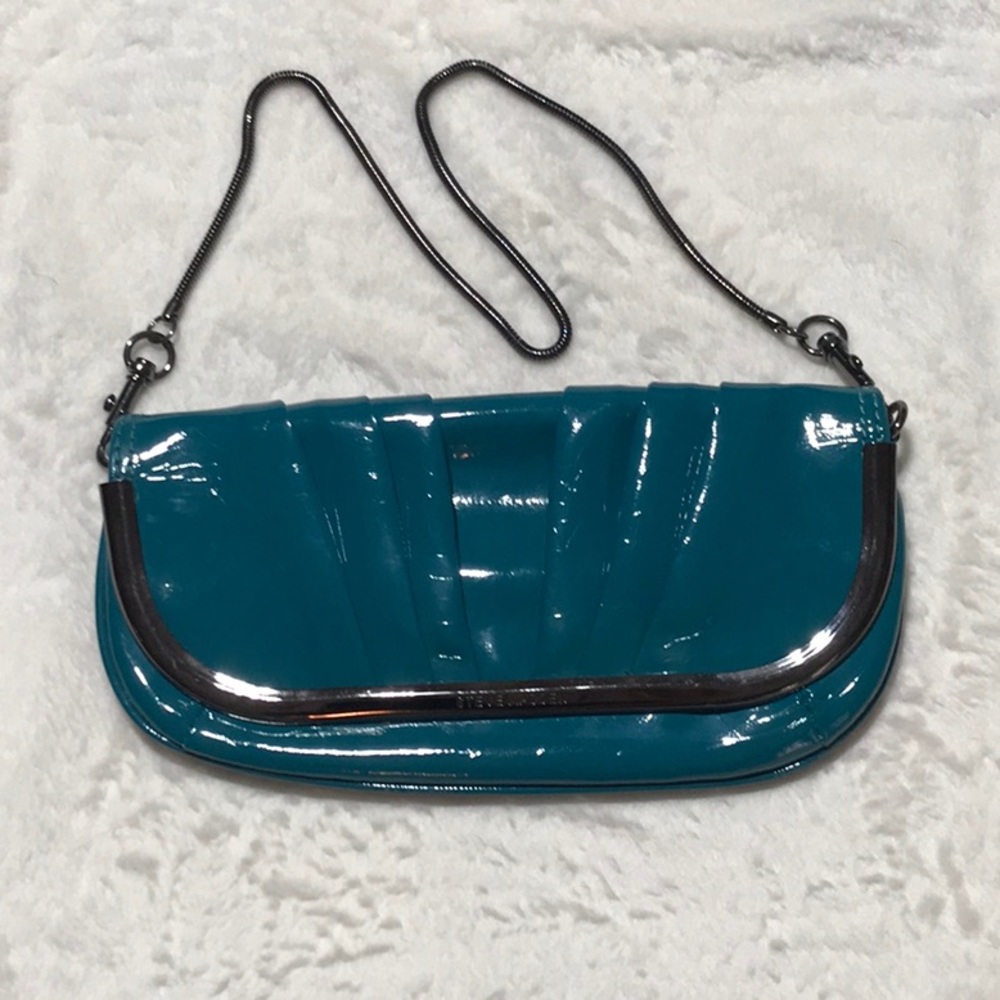 Steve Madden clutch, removable metal strap EUC!